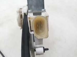 BMW 3 SERIES E90 (2004–2013) Esiukse aknatõstuk ja selle osad - 3