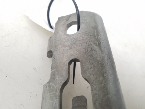 AUDI A6 C6 (2004–2011) Scharnier Motorhaube 4F0823302 - 2