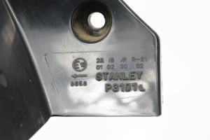 Mitsubishi Lancer (2000–2007) Hintere Eckleuchte und ihre Teile - 2