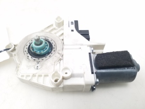 AUDI A6 C6 (2004–2011) Moteur de lève-vitre de porte avant 4F0959802D - 3