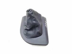 Gear lever trim - 7034089