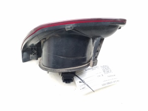 Volkswagen Golf V (2003–2009) Tagatuli tagaluugil 5M0945094J - 3