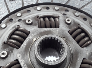  Clutch plate 