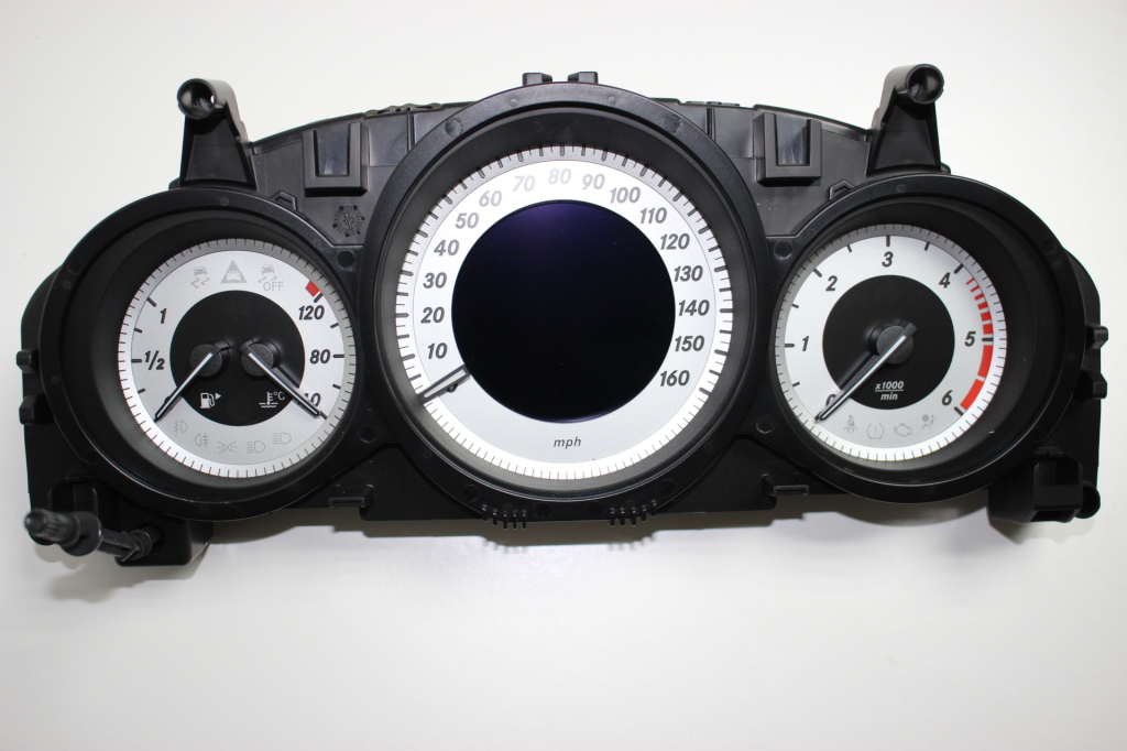 MERCEDES-BENZ C-Class W204/S204/C204 (2004-2015) Speedometer A2049004909 21906441