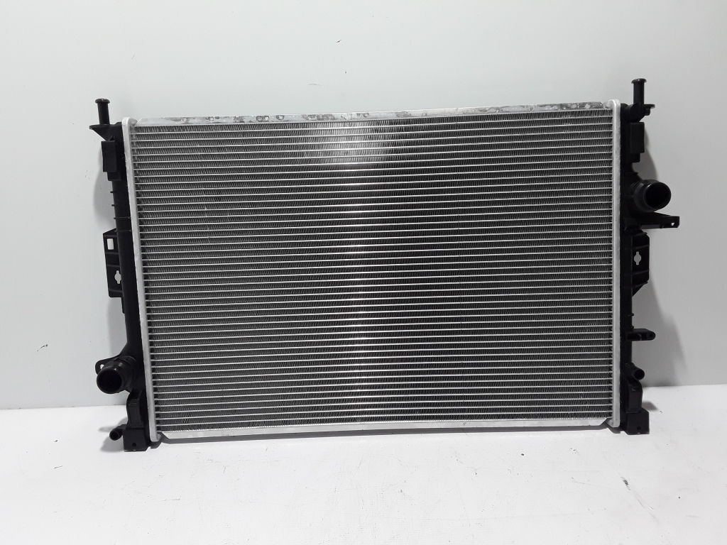 VOLVO XC60 1 generation (2008-2017) Охлаждающий радиатор 31368361 22384404