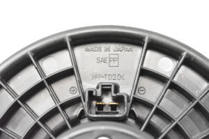 Mazda 3 IV (2019–2026) Heizungsgebläsemotor 8727001760 - 3