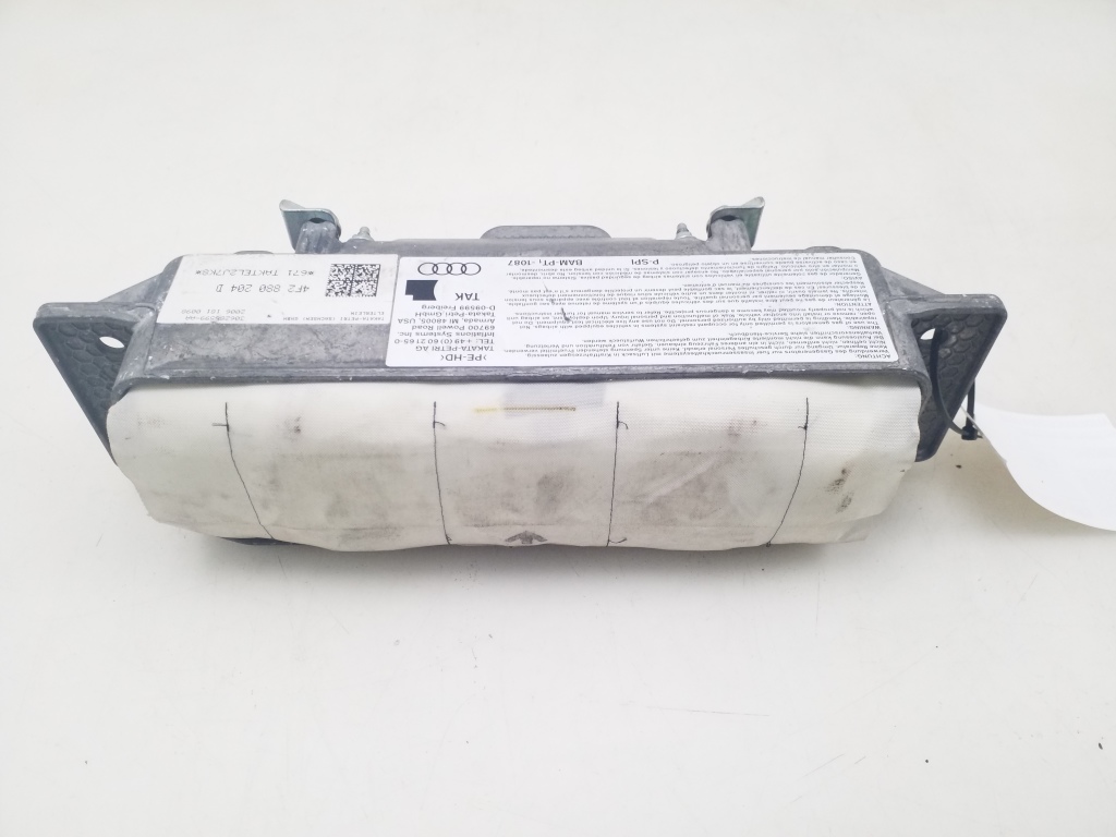 AUDI A6 C6 (2004–2011) Kaassõitja turvapadi armatuurlauas 4F2880204D AUDI A6 C6 (2004–2011) Kaassõitja turvapadi armatuurlauas 4F2880204D