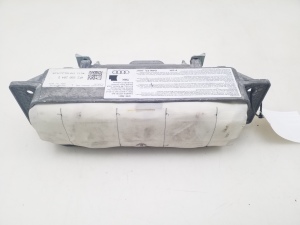 Kaassõitja turvapadi armatuurlauas - 4F2880204D