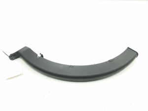  Trunk lid hinge trim 