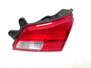 Tail light on trunk lid - 