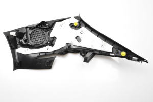 Mazda 3 IV (2019–2026) Tagumise toe sisekujundus bckh68260 - 2