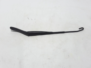  Windshield wiper blade 