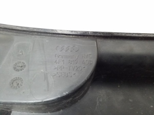 AUDI A6 C6 (2004–2011) Klaasipuhastite mehhanismi kate esiklaasi juures 4F1819403 - 3