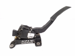 NISSAN Pathfinder R51 (2005–2012) Accelerator pedal 6PV93390101 - 2