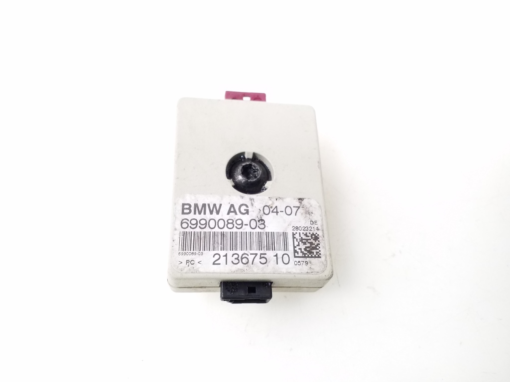 BMW X3 E83 (2003-2010) Csomagtérfedél-antenna erősítője 6990089 25074690
