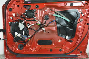 Mazda 3 IV (2019–2026) Front door and its parts - 2