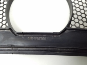 AUDI A6 C6 (2004–2011) Windlaufverkleidung (Scheibenwischerabdeckung) 4F1819447 - 2