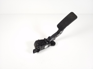 Accelerator pedal - 327002H300