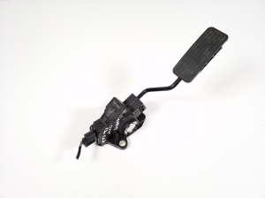 Accelerator pedal - 14070NB1