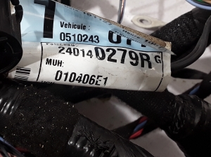 RENAULT Trafic III (2014–2022) Salongi juhtmestik 240140279R - 3