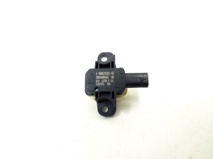 Mercedes Benz A-Class 176 (2012–2018) Airbagsensor A1668210351