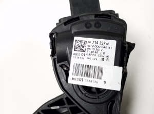 Peugeot 208 (2012–2019) Accelerator pedal 9671433780 - 3