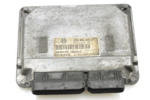 Motorsteuergerät - 03D906032C
