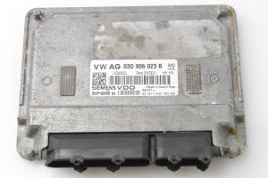 Motorsteuergerät - 03D906023B