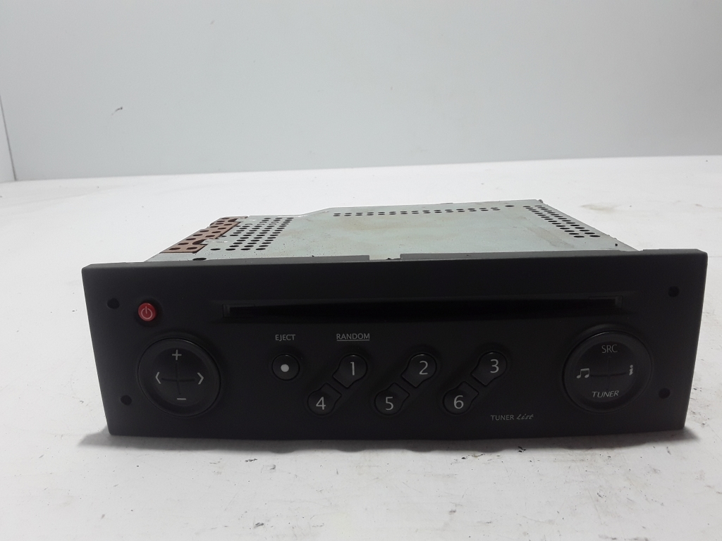 RENAULT Scenic 2 generation (2003-2010) Music Player With GPS 8200300858 22384931