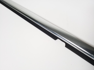 Mercedes Benz E-Class W212 (2009–2015) Fensterschachtleiste außen Tür hinten A2127350265 - 4