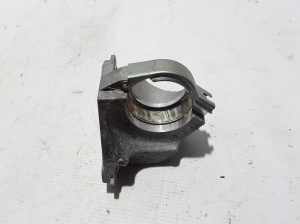   Front drive shaft bracket  - 397743238R 