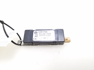 Antennenverstärker - 7L6035552A