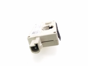 BMW 5 SERIES E61 (2004–2010) Antenna amplifier 6990090 - 2