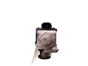  EGR valve 