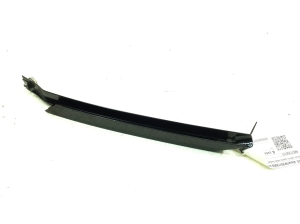 Mercedes Benz E-Class W207 (2009–2017) Tagumise tuulutusakna klaasi juhik A2077350157 - 2
