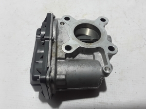  Accelerator valve 