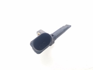 AUDI A6 C6 (2004–2011) ABS-Sensor vorne 4E0927803A - 2