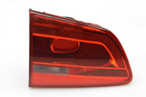 Volkswagen Touran II (2010–2015) Eckleuchte hinten 1T0945093A