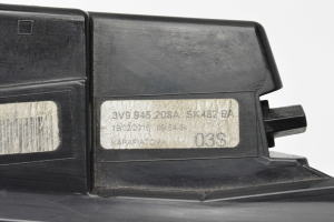 Skoda Superb (2015–2026) Tagumine nurgatuli 3V994520SA - 2