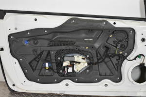 Volkswagen Scirocco III (2008–2017) Türen vorne und ihre Teile - 2