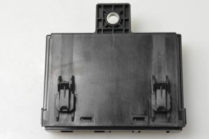 Mazda 3 IV (2019–2026) Front door control unit B0J8675L0D - 3