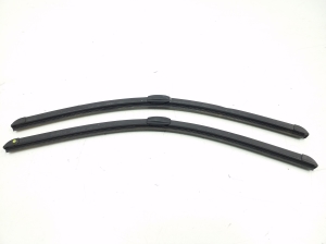   Windshield wiper blades 