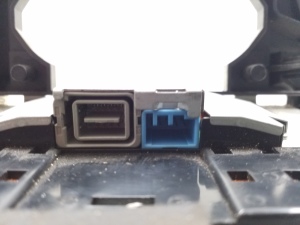 VOLVO XC70 (2000–2007) Screen 30656245 - 3