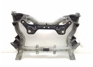 Mercedes Benz C-Class 204 (2007–2014) Eesmine alusraam A2046280557 - 2