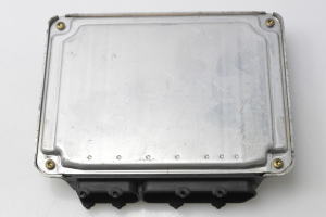 Volkswagen Polo III (1994–2001) Engine control unit 030906032BC - 2
