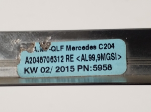 Mercedes Benz C-Class 204 (2007–2014) Rear quarter window outer molding - 3