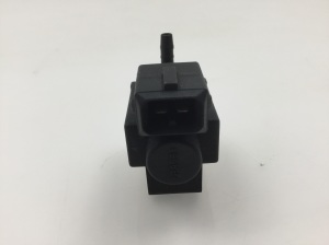 Volkswagen Passat B5 (1997–2005) Magnetventil 037906283A - 2