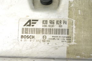 Volkswagen Sharan (1995–2010) Motorsteuergerät 038906019PA - 3