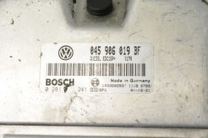 Volkswagen Polo IV (2001–2009) Motorsteuergerät 045906019BF - 3