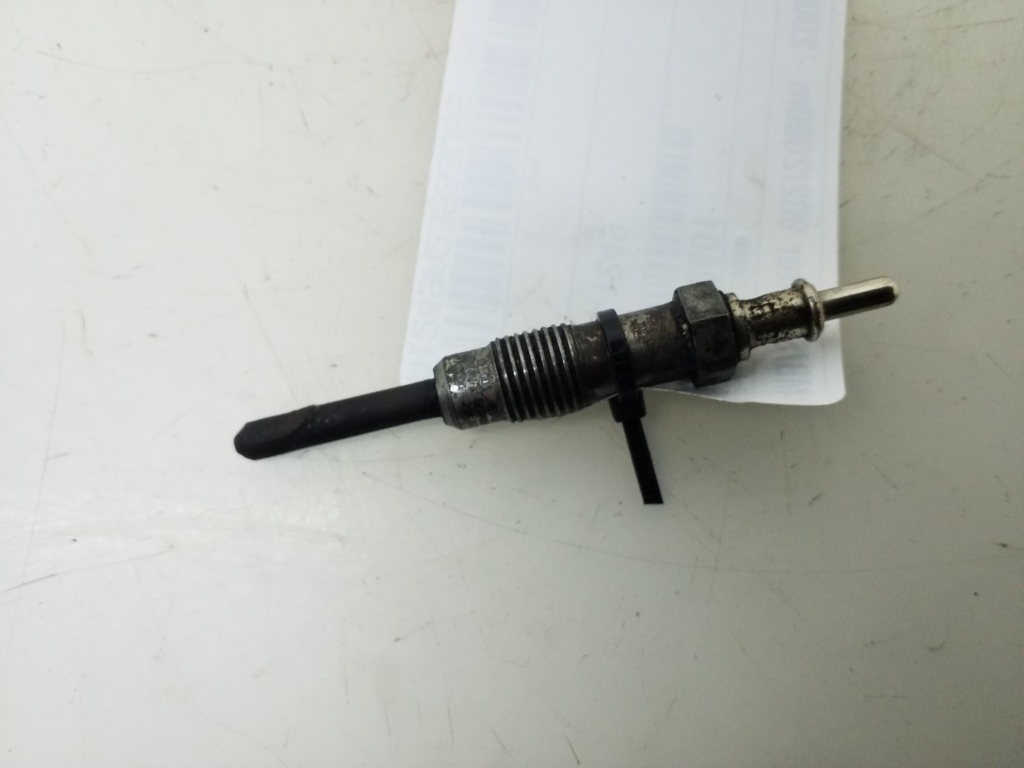 Used Mercedes Benz Sprinter Glow plug A0011592601